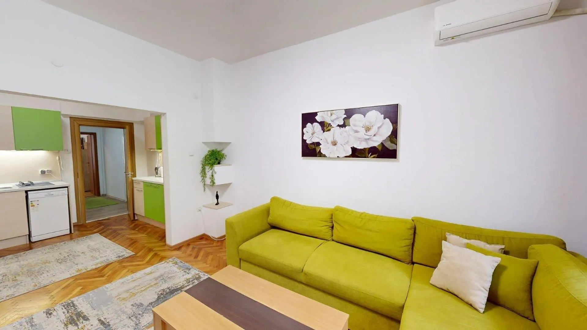 The Green Apartment In The Heart Of Old Sofia 1Bdr 0*,