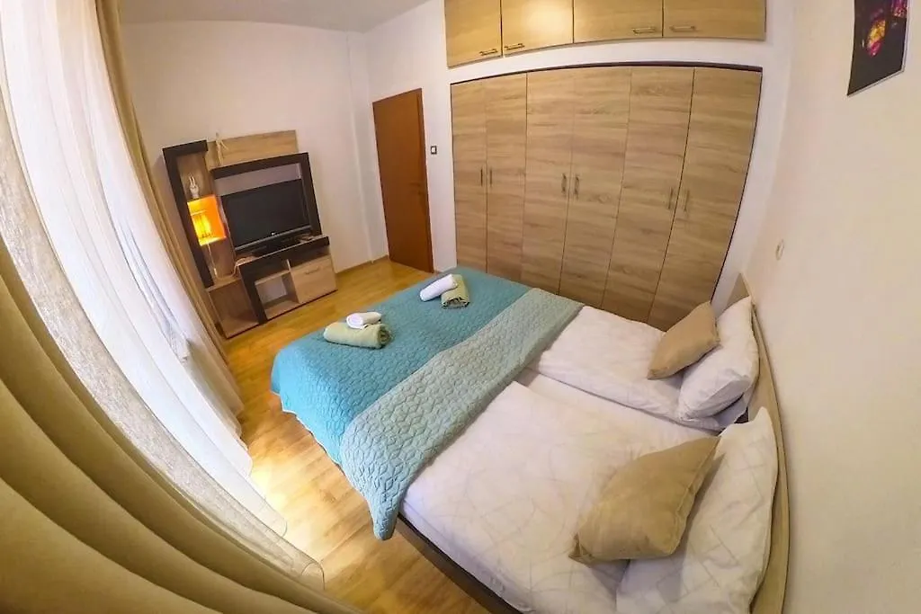 The Green Apartment In The Heart Of Old Sofia 1Bdr